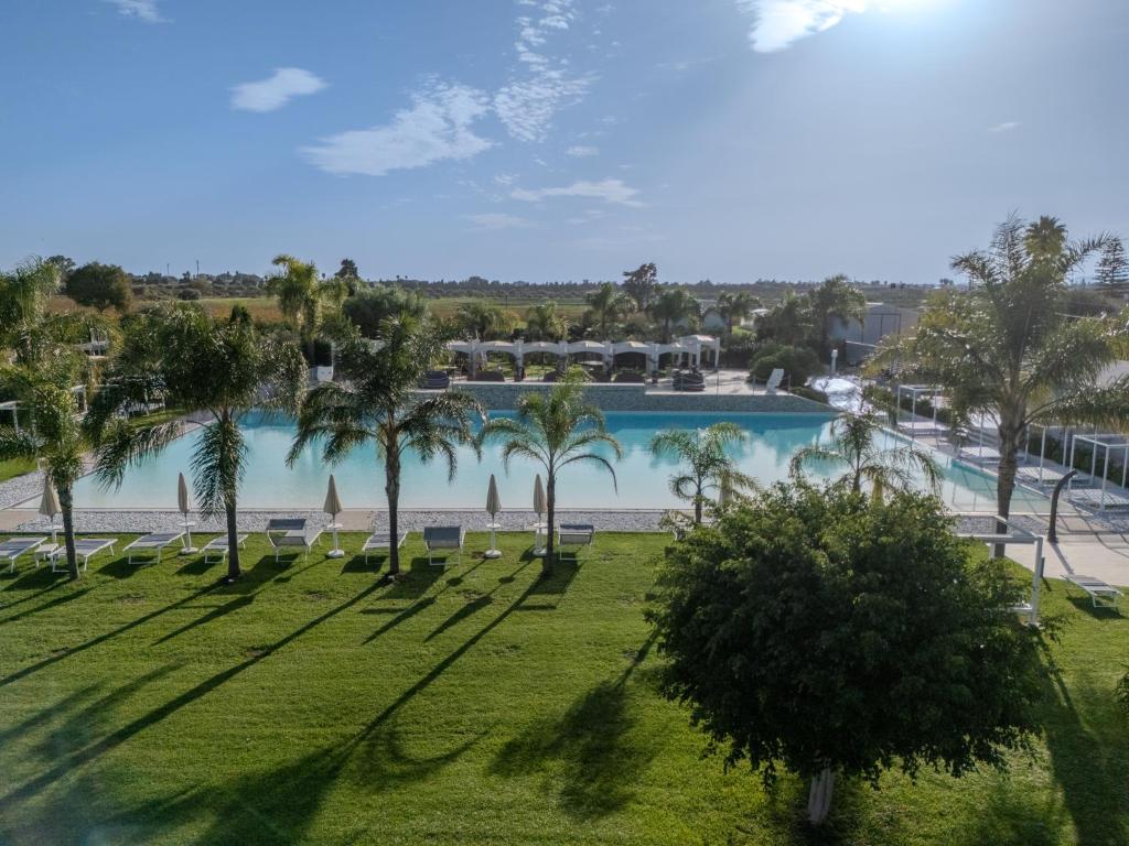 Bazén v ubytování Wellness Spa Hotel Principe Fitalia nebo v jeho okolí