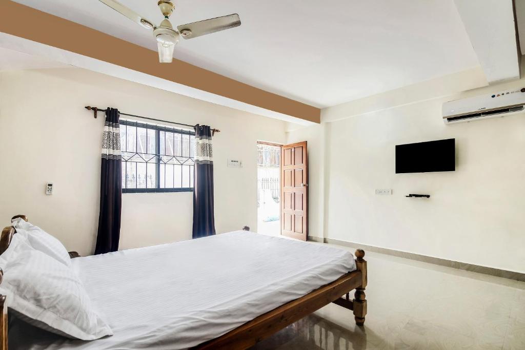 Μια τηλεόραση ή/και κέντρο ψυχαγωγίας στο Hotel O On The Rocks