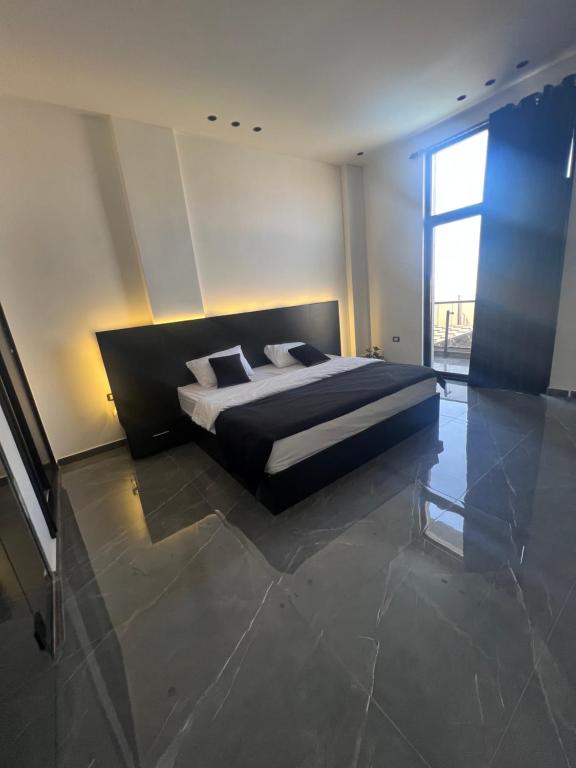 Ένα ή περισσότερα κρεβάτια σε δωμάτιο στο Ohio villa