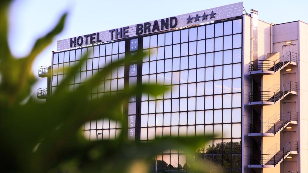 Hotel The Brand - Resim 17