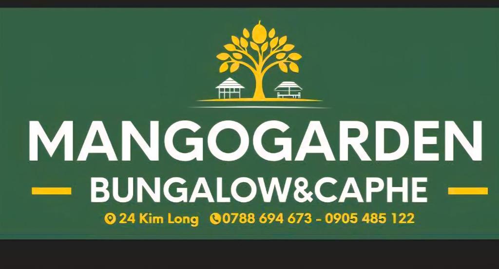 un logo pour une entreprise avec un arbre et des bâtiments dans l'établissement MangoBungalow, à Hue
