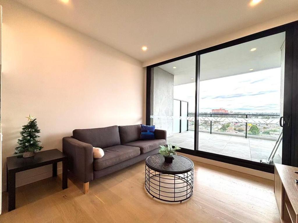 Χώρος καθιστικού στο Blackburn Rd Tranquil Home 2BR Monash