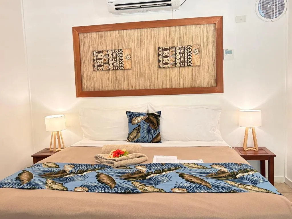 Budget Double Room with Shared Bathroom (Adults Only 18+ yrs)