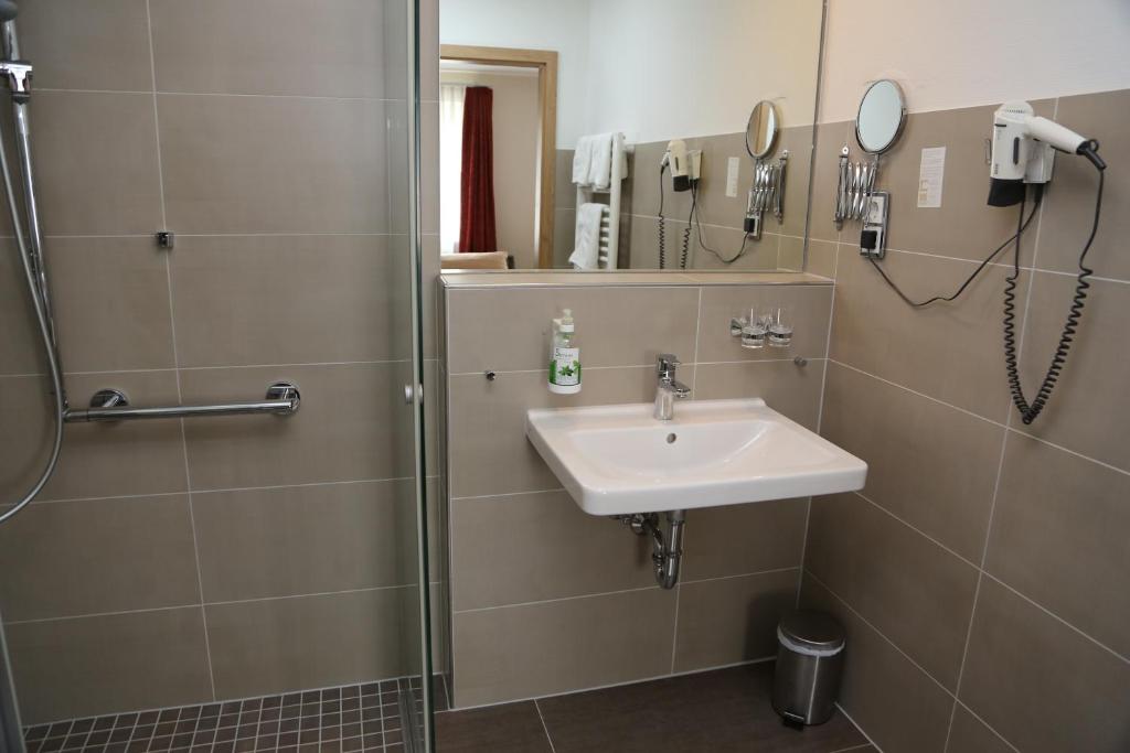 Koupelna v ubytování Hotel Lindleinsmühle