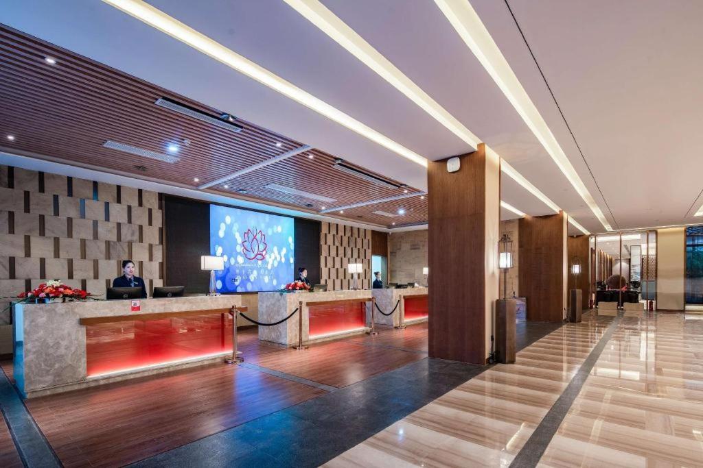 Ο χώρος του λόμπι ή της ρεσεψιόν στο Tanshan Hotel