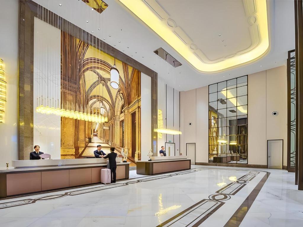 Vstupní hala nebo recepce v ubytování Venus Royal Hotel Anhui Tongcheng Tongguoxiushui