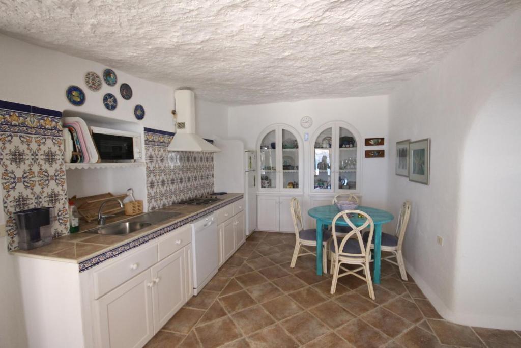 Kuchyňa alebo kuchynka v ubytovaní House Cueva del Mar