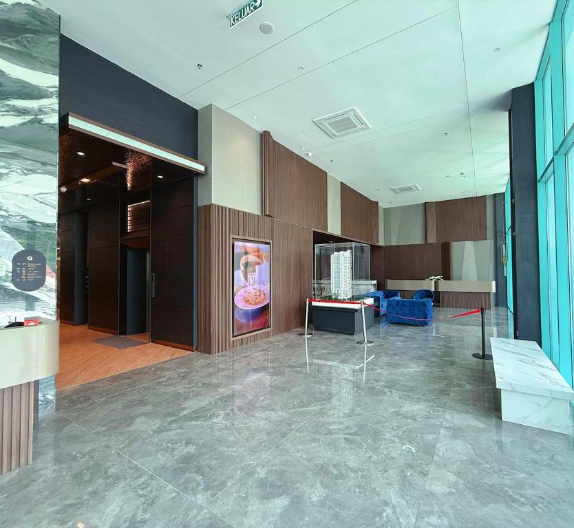 Η κουζίνα ή μικρή κουζίνα στο Home By Sea Bay Suites 33