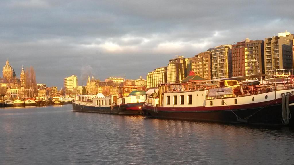 Nespecifikovaný výhled na destinaci Amsterdam nebo výhled na město při pohledu z hotelu