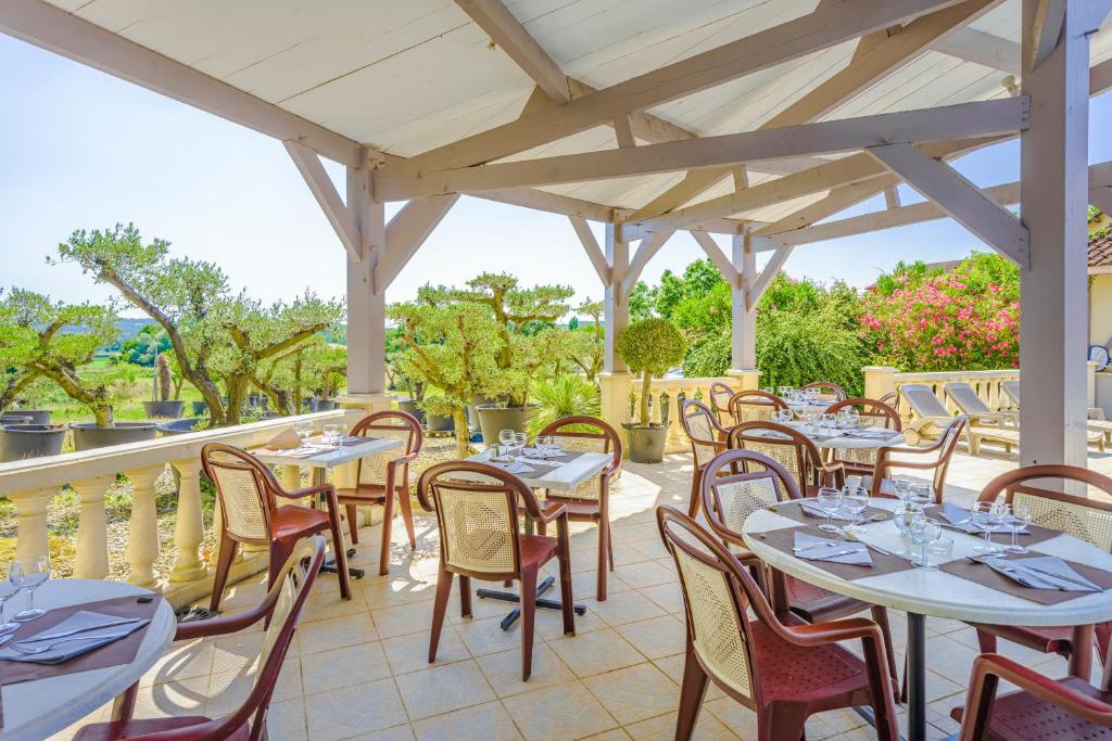 Restaurace v ubytování Hôtel Minvielle - Résidence Les Oliviers