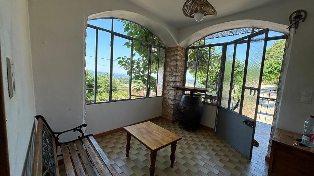 Φωτογραφία από το άλμπουμ του Maison sur la Route du Mont Ventoux σε Bédoin