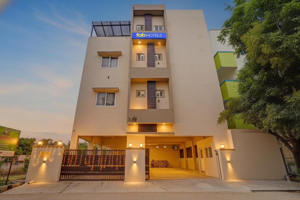 Το κτήριο όπου στεγάζεται  το ξενοδοχείο