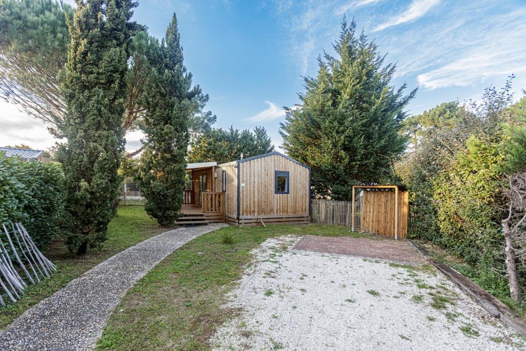 En have udenfor Mobil home 408 tout confort