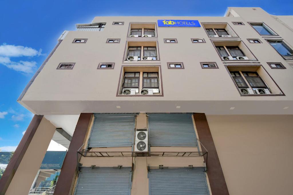 Το κτήριο όπου στεγάζεται  το ξενοδοχείο