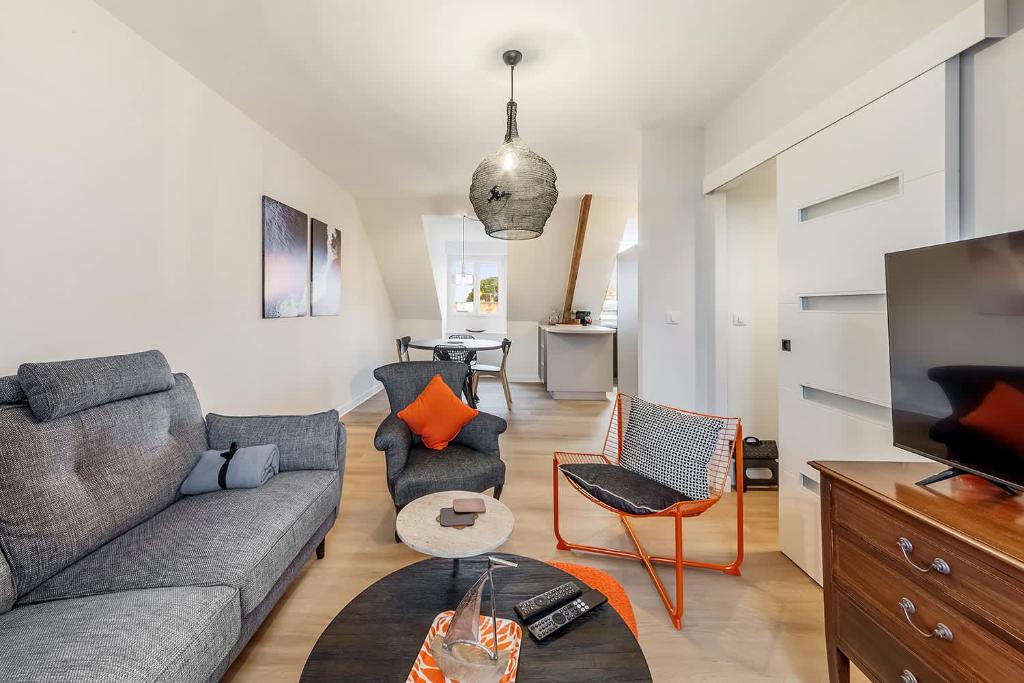 Khu vực ghế ngồi tại Armor beautiful renovated apartment 2 bedrooms