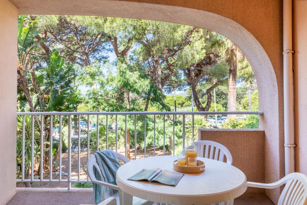Résidence Pierre et Vacances Le Port - Studio With Sleeping Alcove (4 People)