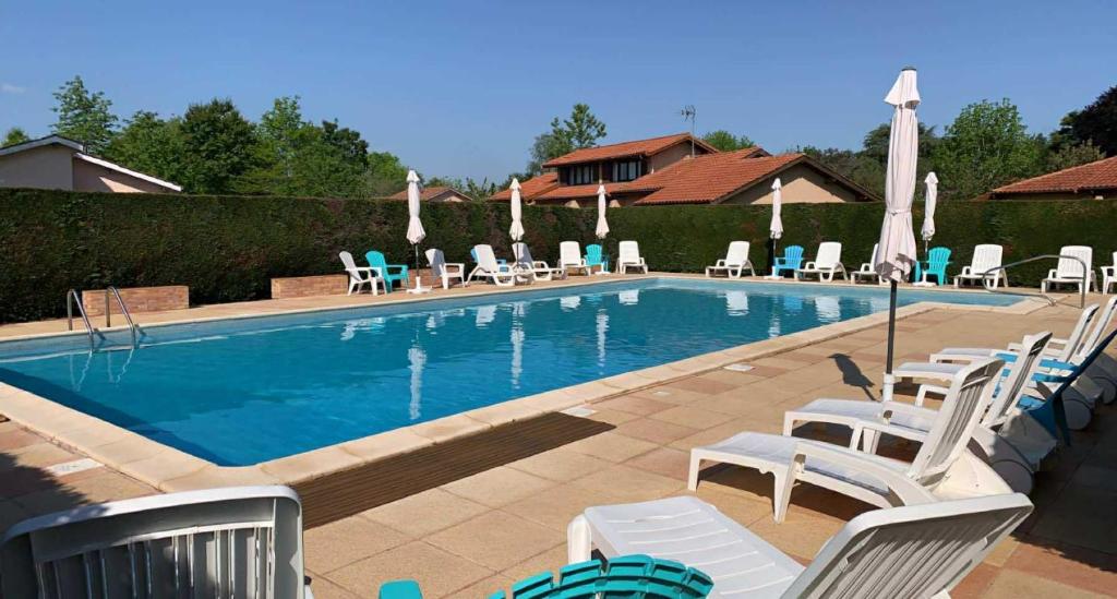 Πισίνα στο ή κοντά στο Les Genêts Studio