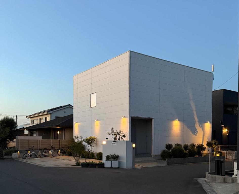 Το κτήριο όπου στεγάζεται  η παραθεριστική κατοικία