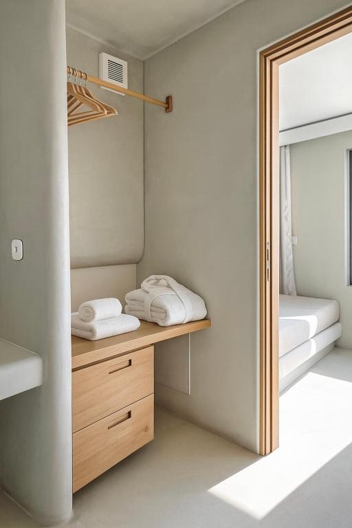 Chic Hotel Santorini - 16