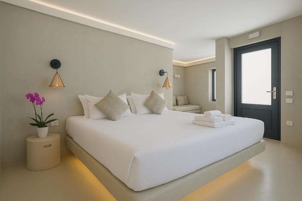 Chic Hotel Santorini - 12