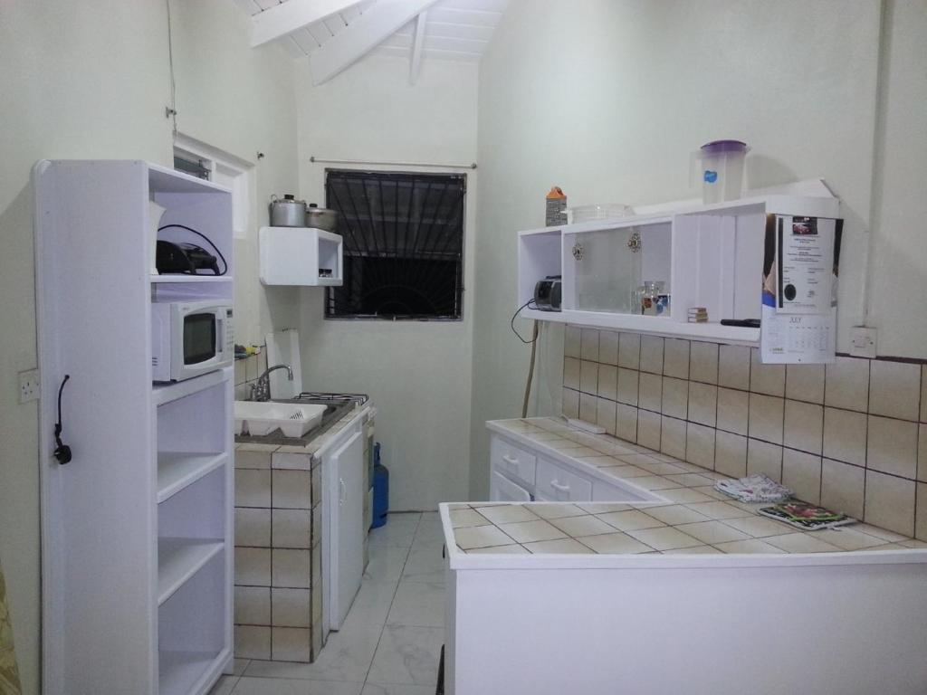 Cucina o angolo cottura di Hilltop View Guesthouse