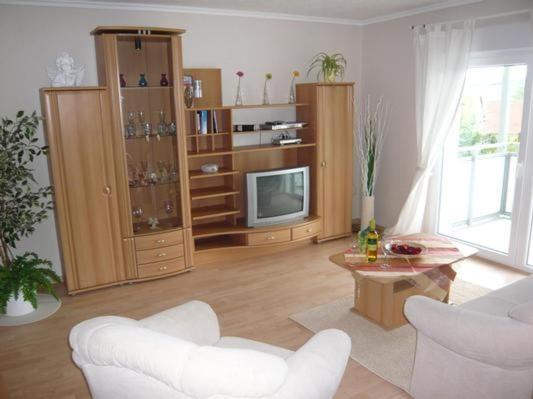 Η κουζίνα ή μικρή κουζίνα στο Ferienwohnung In Witzelroda Mit Grill Und Garten