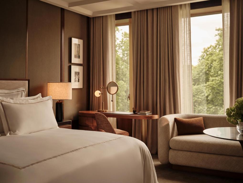 The Chancery Rosewood photo 2