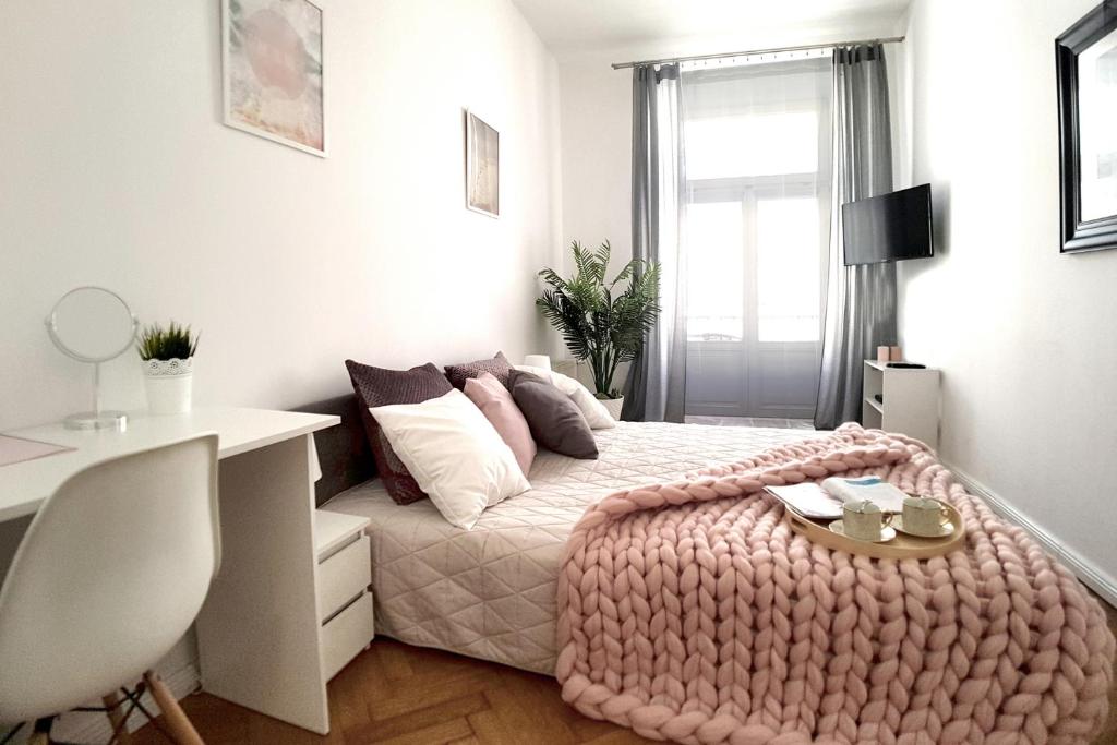 Apartament Radisson Queens - Hizvo