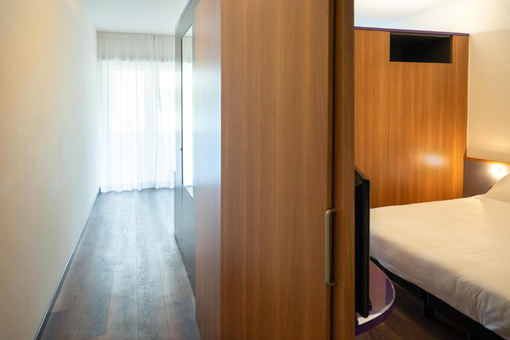 Hotel Ripa Roma - Standard Family Room With Balcony