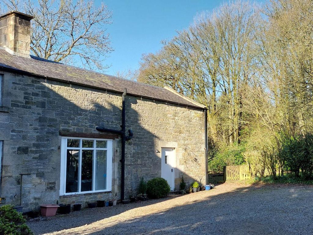 Το κτήριο όπου στεγάζεται  η παραθεριστική κατοικία