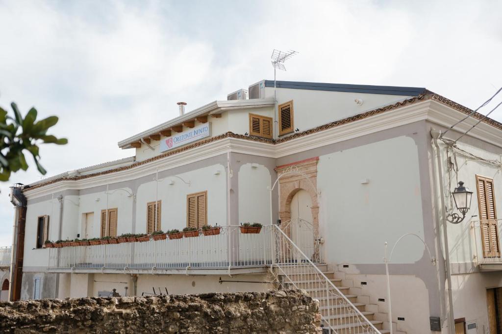 El edificio en el que está el bed and breakfast