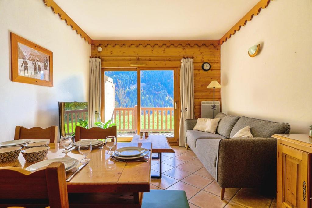 Posezení v ubytování Mouflon, 4/6 personnes piscine, Spa