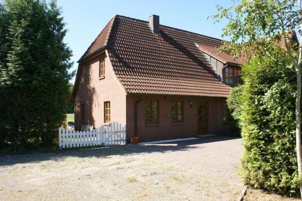 Το κτήριο όπου στεγάζεται  το διαμέρισμα