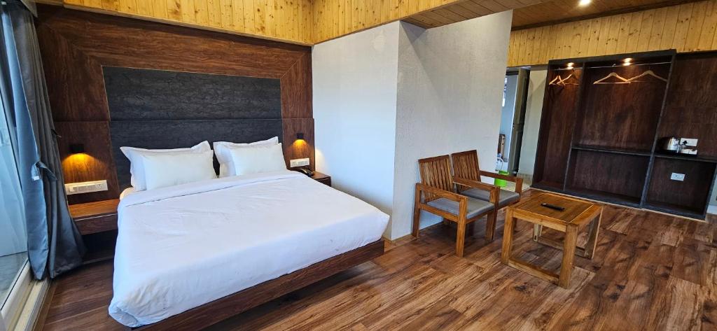 Ένα ή περισσότερα κρεβάτια σε δωμάτιο στο Lake Avenue