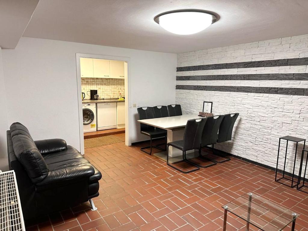 Kuchyň nebo kuchyňský kout v ubytování Monteurwohnung in Hürth bei Köln