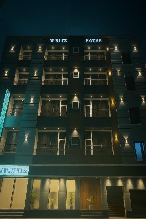 Το κτήριο όπου στεγάζεται  το ξενοδοχείο