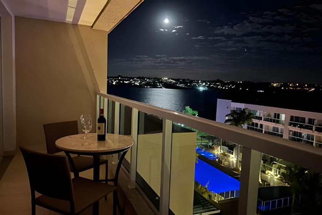 Brisas do Lago - Apartamento 8 - 