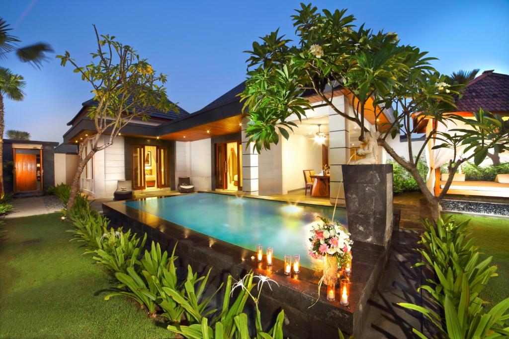 The Banyumas Suite Villa Legian - Suite Suite Pool Villa Met Twee Slaapkamers