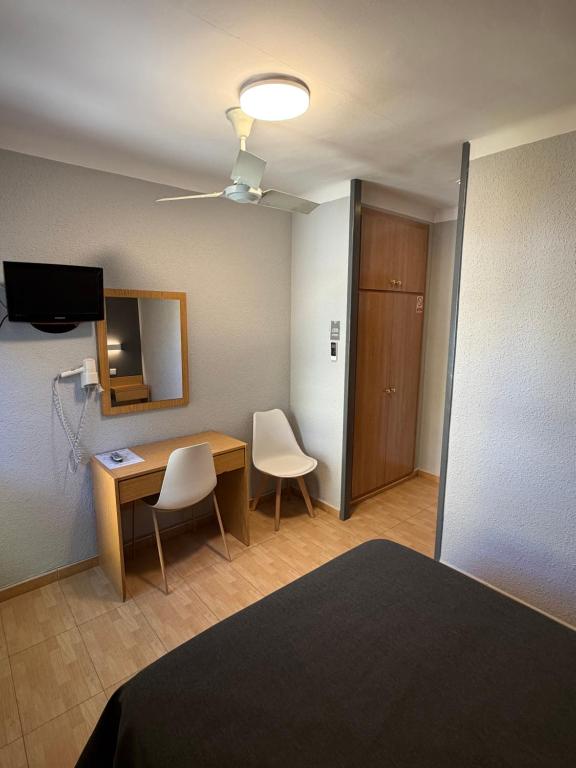 Hostal Tarrés - Habitación Doble