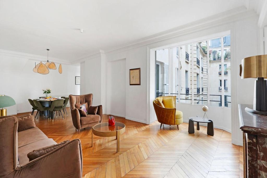 Χώρος καθιστικού στο Le Marais élégant