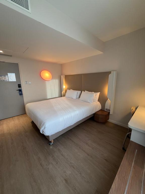 Campanile Annemasse Gare– Genève - Chambre Triple Standarde