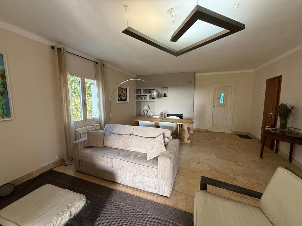 Χώρος καθιστικού στο Casa Canetto - Moderne, TV, Jardin