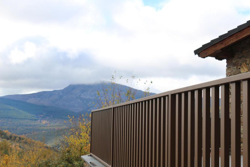 Γενική θέα στο βουνό ή θέα στο βουνό από  αυτό το διαμέρισμα