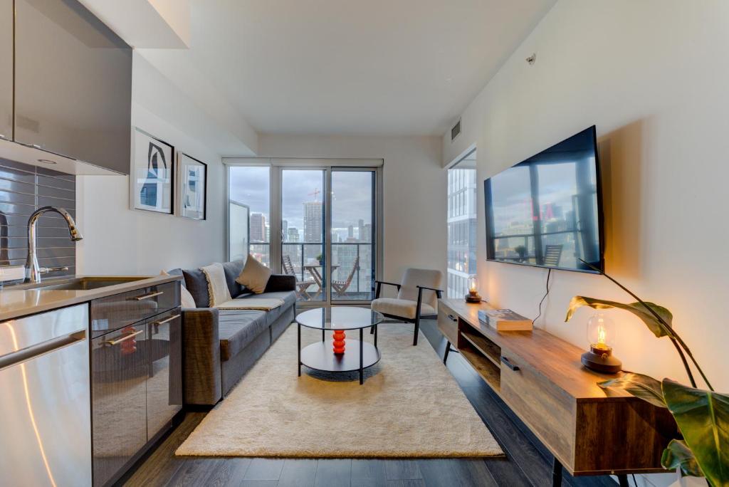 Downtown Luxury Unit, Toronto (updated prices 2026) - Downtown Luxury Apartment Living