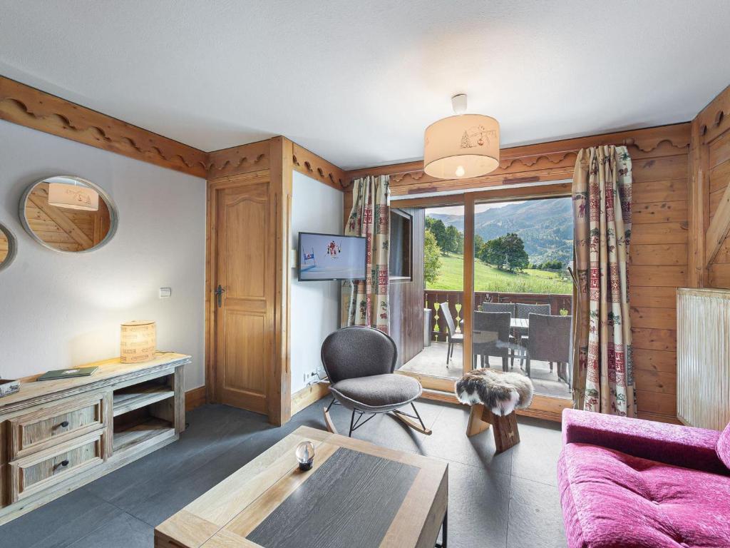 Appartement ski aux pieds avec terrasse et accès piscine