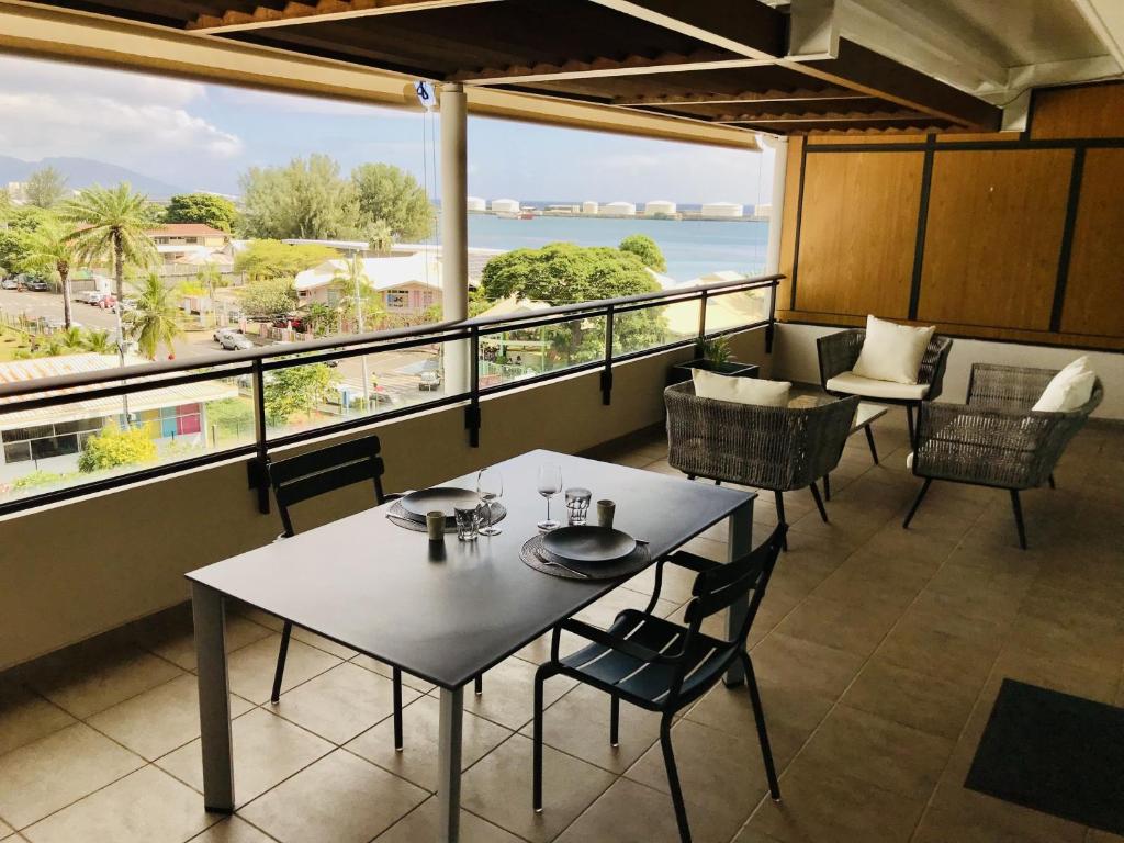 Tipanie- Great 1bedroom in PPT, AC w pool & open view - photo 5 - Tahiti, Polynésie