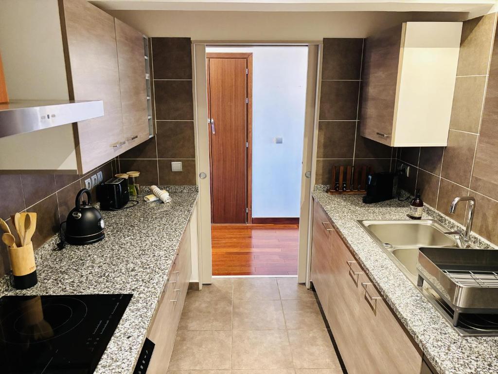 Tipanie- Great 1bedroom in PPT, AC w pool & open view - photo 3 - Tahiti, Polynésie