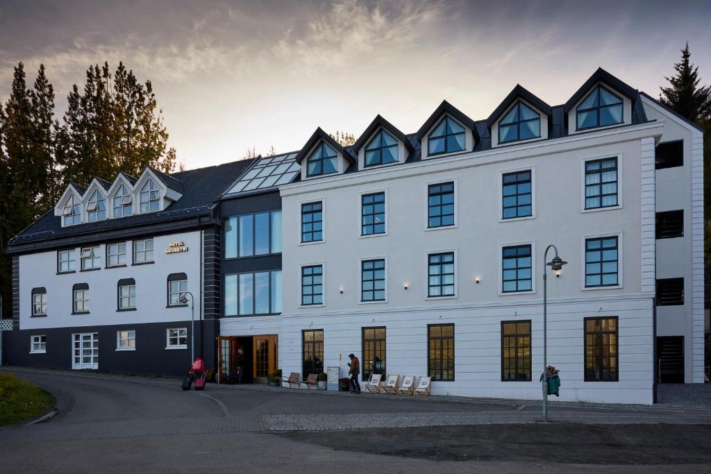 Hotel Akureyri breakfast buffet
