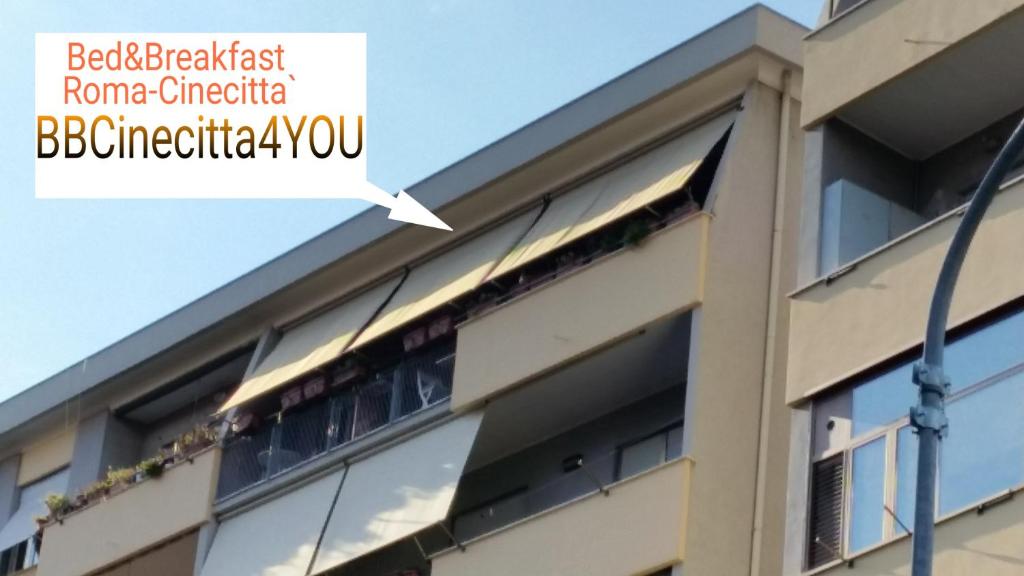 Zdjęcie z galerii obiektu BBCinecitta4YOU w Rzymie