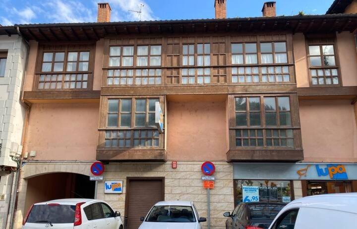 Das Gebäude in dem sich die Ferienwohnung befindet